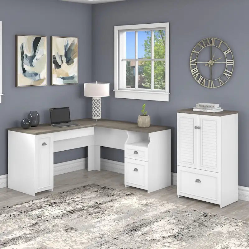 Bureau en L et meuble de rangement par