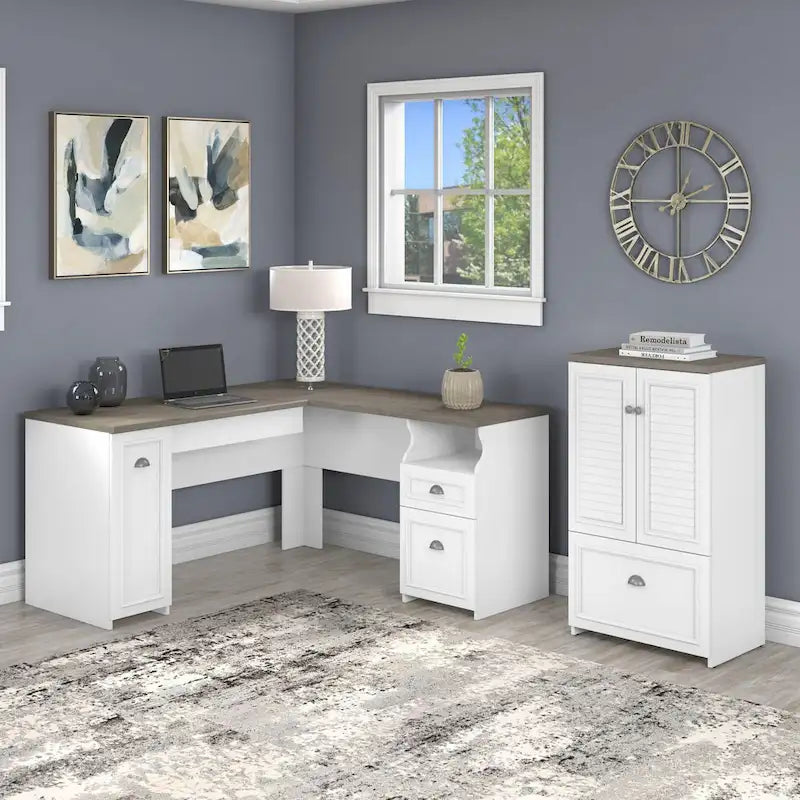 Bureau en L et meuble de rangement par